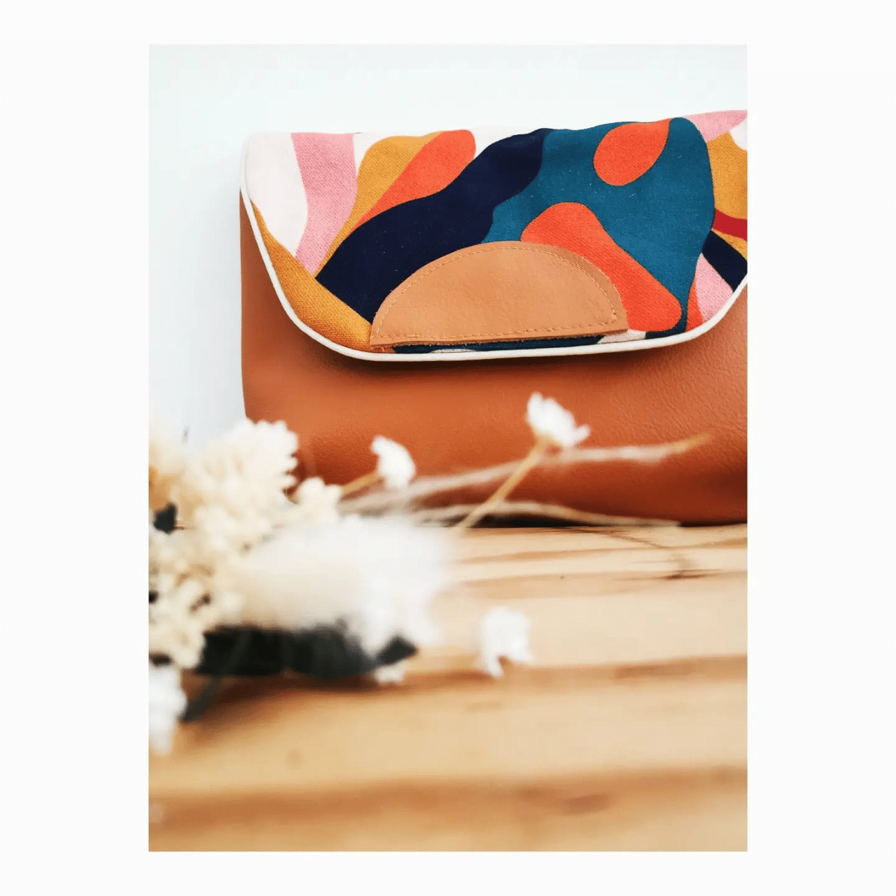 Créatrice d'accessoires textiles passionnée