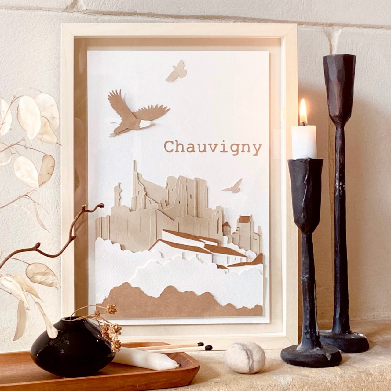 Designer papier dans la Vienne, je propose des pièces uniques dans mon atelier situé dans la cité médiévale de Chauvigny (86).
